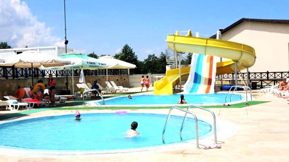 Mountainview Apartment Ski, Spa & Thermal 반스코 외부 사진